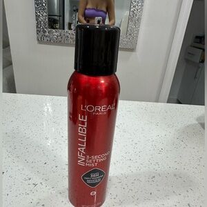 L'Oreal Infallible Setting Mist in Bold Red 2 pack
Never used